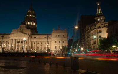 El retroceso electoral de Milei reconfigura el mapa político y enciende la disputa por el postmileísmo