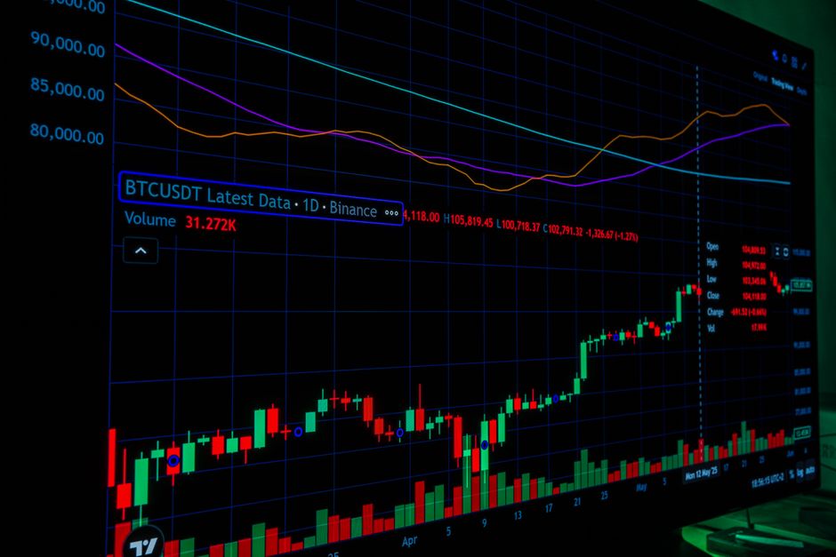 Bitcoin supera los u$s80.000 - El mercado cripto respira: Bitcoin supera los u$s80.000 impulsado por Nvidia y con la mira en la Reserva Federal
