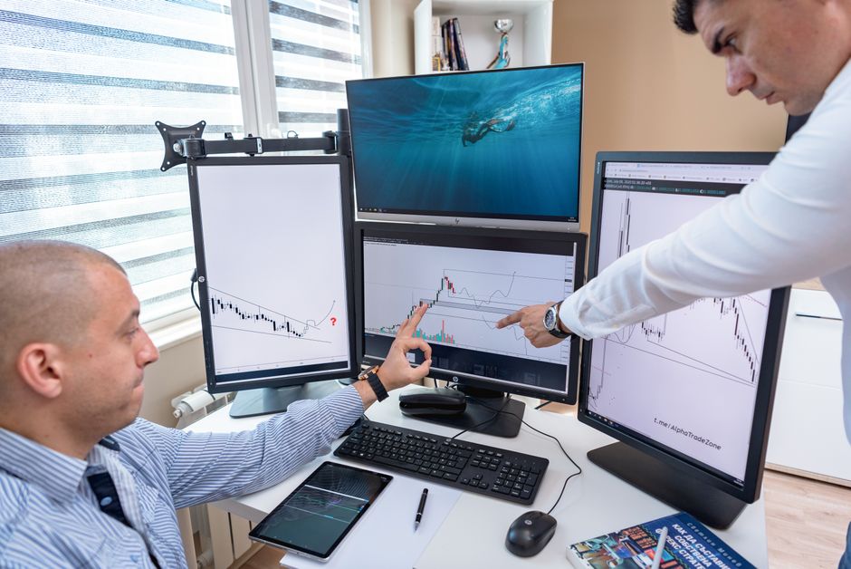 volatilidad tecnológica - Wall Street se prepara para una temporada de alta volatilidad tecnológica