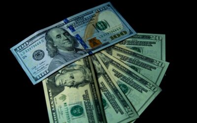 El dilema del dólar y la economía real bajo la lupa del riesgo país