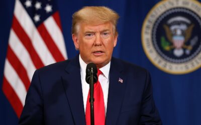 Trump Exime de Aranceles a Teléfonos, Ordenadores y Chips